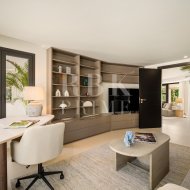 Resale - Villa -
Malaga - Málaga