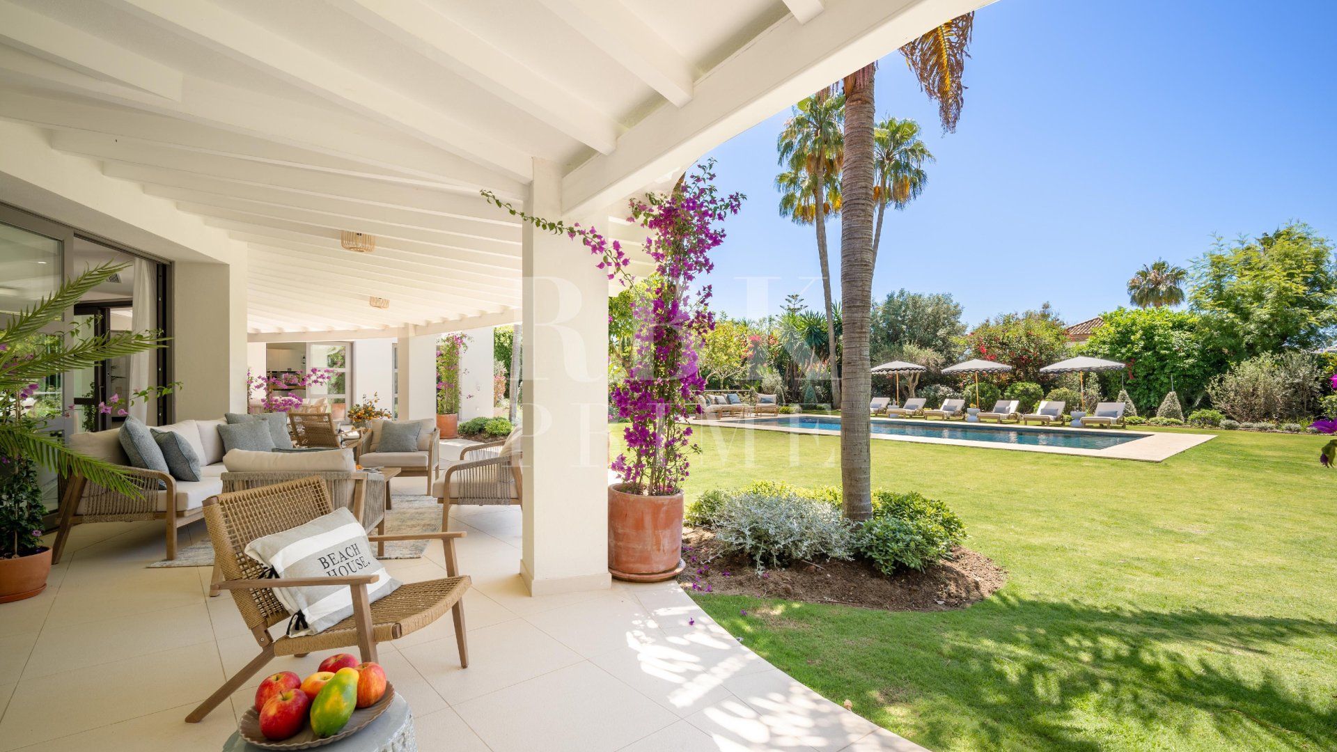 Resale - Villa -
Malaga - Málaga