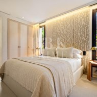 Resale - Villa -
Malaga - Nueva Andalucía