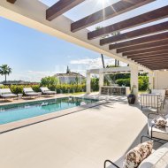 Resale - Villa -
Malaga - Nueva Andalucía