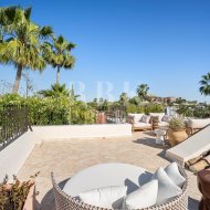 Resale - Villa -
Malaga - Nueva Andalucía