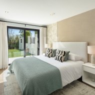 Resale - Villa -
Malaga - Nueva Andalucía