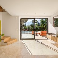 Resale - Villa -
Malaga - Nueva Andalucía