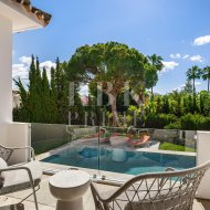 Resale - Villa -
Malaga - Nueva Andalucía