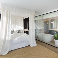 Resale - Villa -
Malaga - Nueva Andalucía