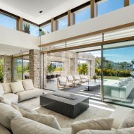 Resale - Villa -
Malaga - Nueva Andalucía