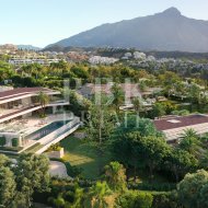 Resale - Villa -
Malaga - Nueva Andalucía