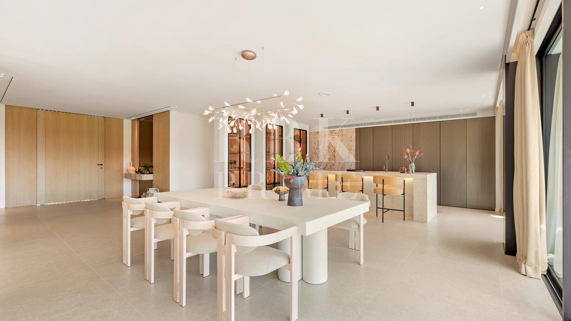 Resale - Villa -
Malaga - Nueva Andalucía