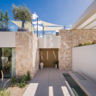 Resale - Villa -
Malaga - Nueva Andalucía