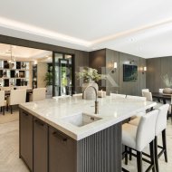 Resale - Villa -
Malaga - Nueva Andalucía