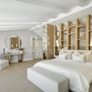 Resale - Villa -
Malaga - Nueva Andalucía