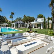 Resale - Villa -
Malaga - Nueva Andalucía