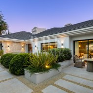 Resale - Villa -
Malaga - Nueva Andalucía