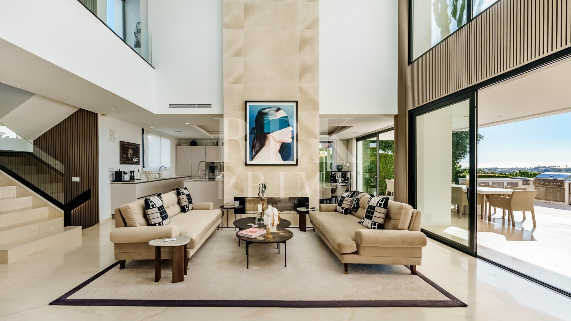 Resale - Villa -
Malaga - Nueva Andalucía