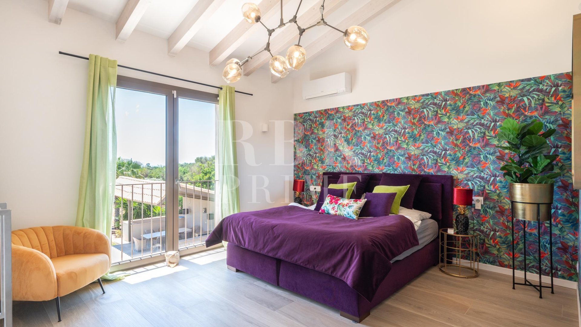 Resale - Villa -
Manacor - Cales de Mallorca