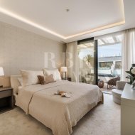 Resale - Villa -
Marbella