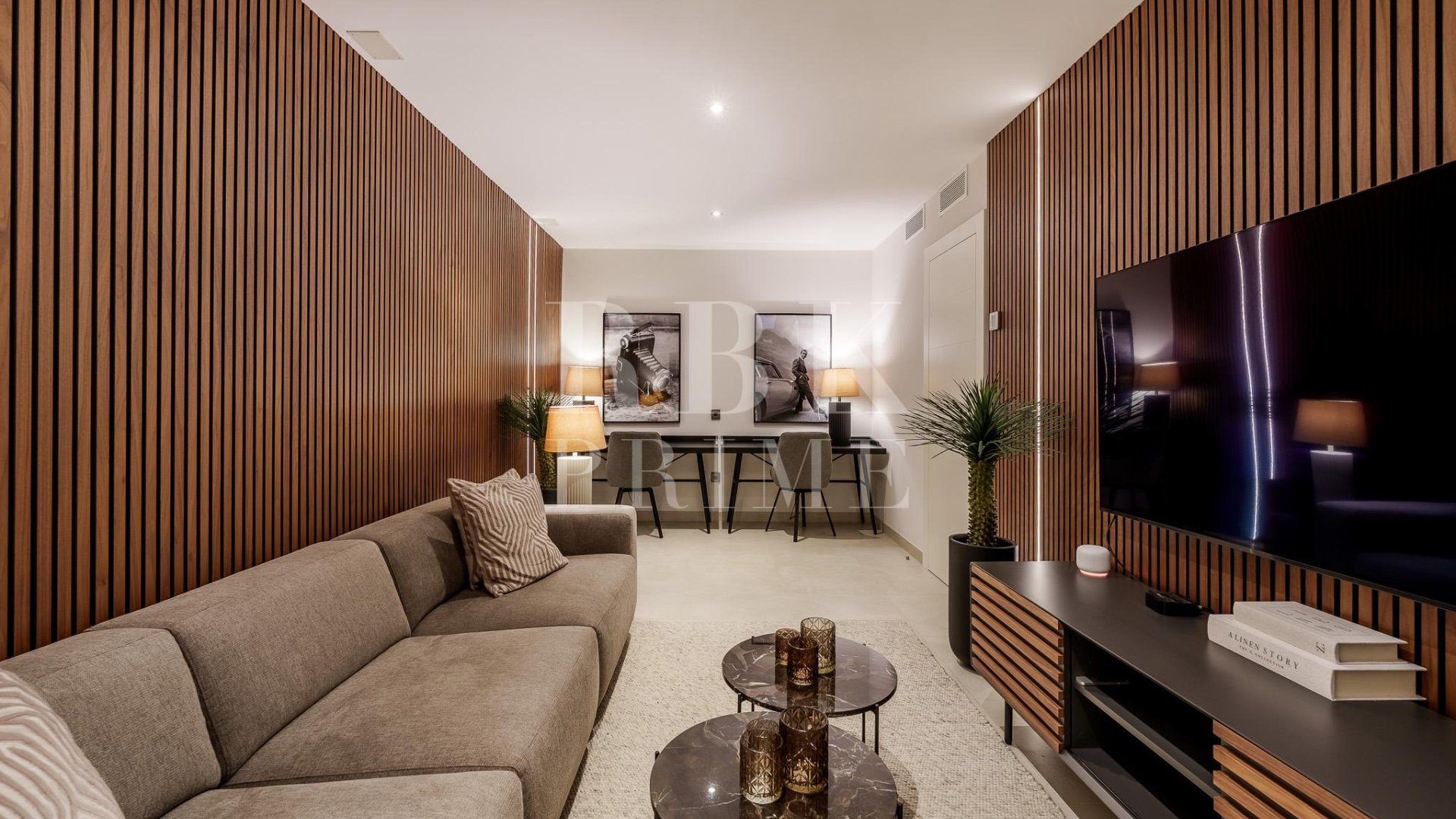 Resale - Villa -
Marbella
