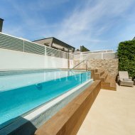 Resale - Villa -
Marbella
