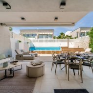 Resale - Villa -
Marbella