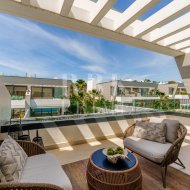 Resale - Villa -
Marbella