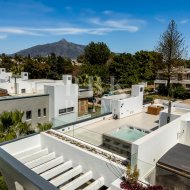 Resale - Villa -
Marbella