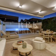 Resale - Villa -
Marbella
