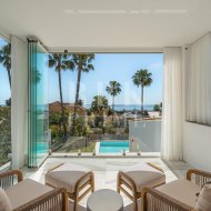 Resale - Villa -
Marbella