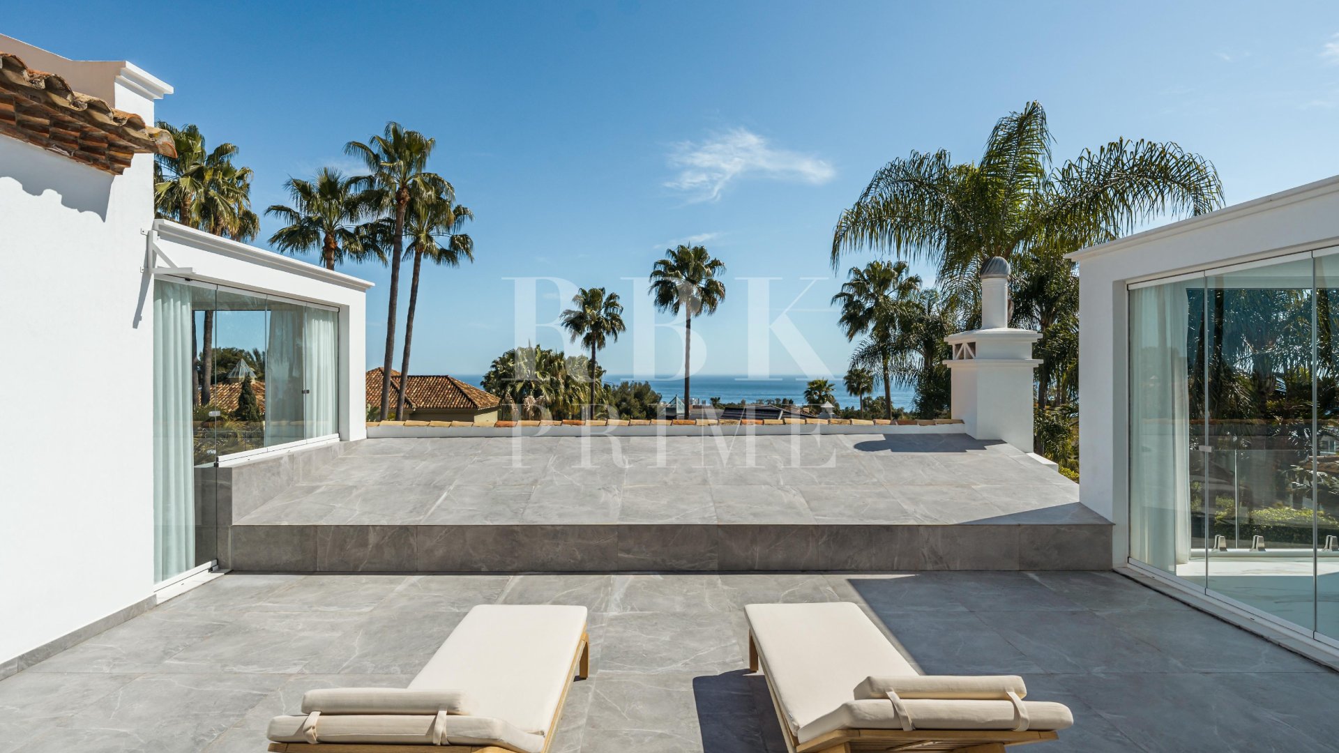Resale - Villa -
Marbella
