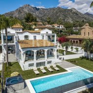 Resale - Villa -
Marbella