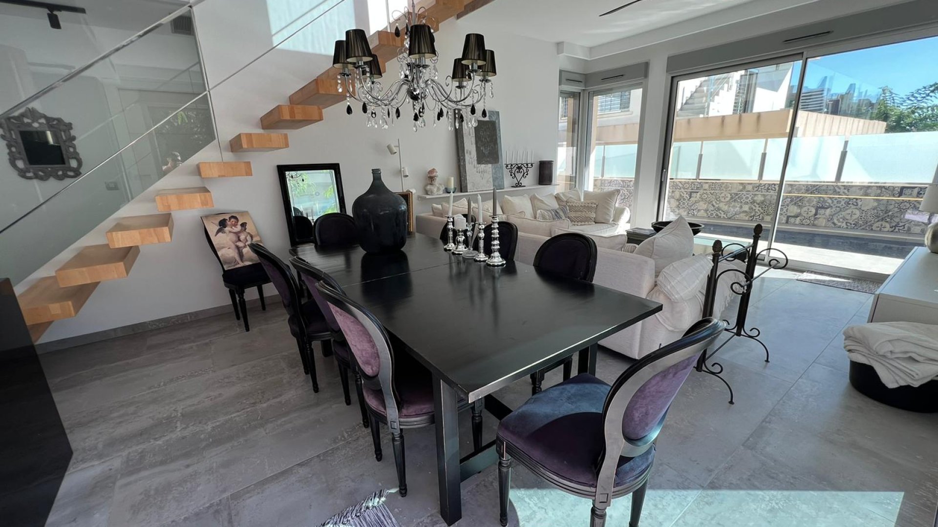 Resale - Villa -
Mil Palmeras - Costa Blanca