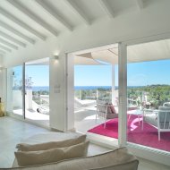 Resale - Villa -
Moraira - Benimeit