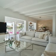Resale - Villa -
Moraira - Benimeit