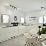 Resale - Villa -
Moraira - Benimeit