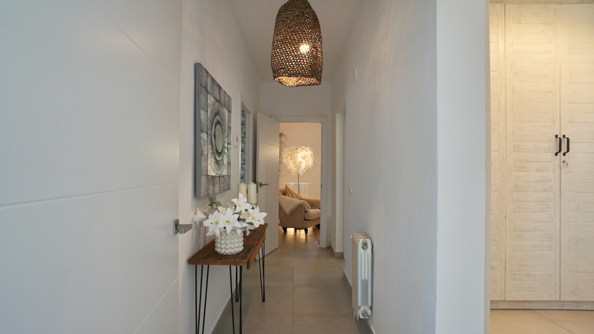 Resale - Villa -
Moraira - Benimeit