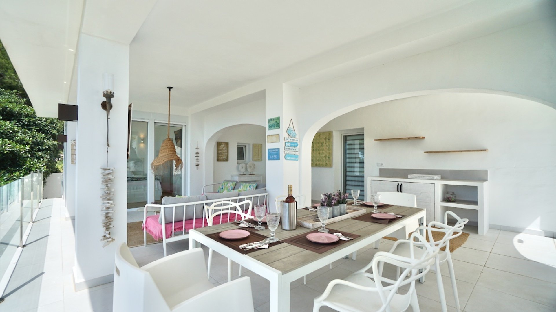 Resale - Villa -
Moraira - Benimeit