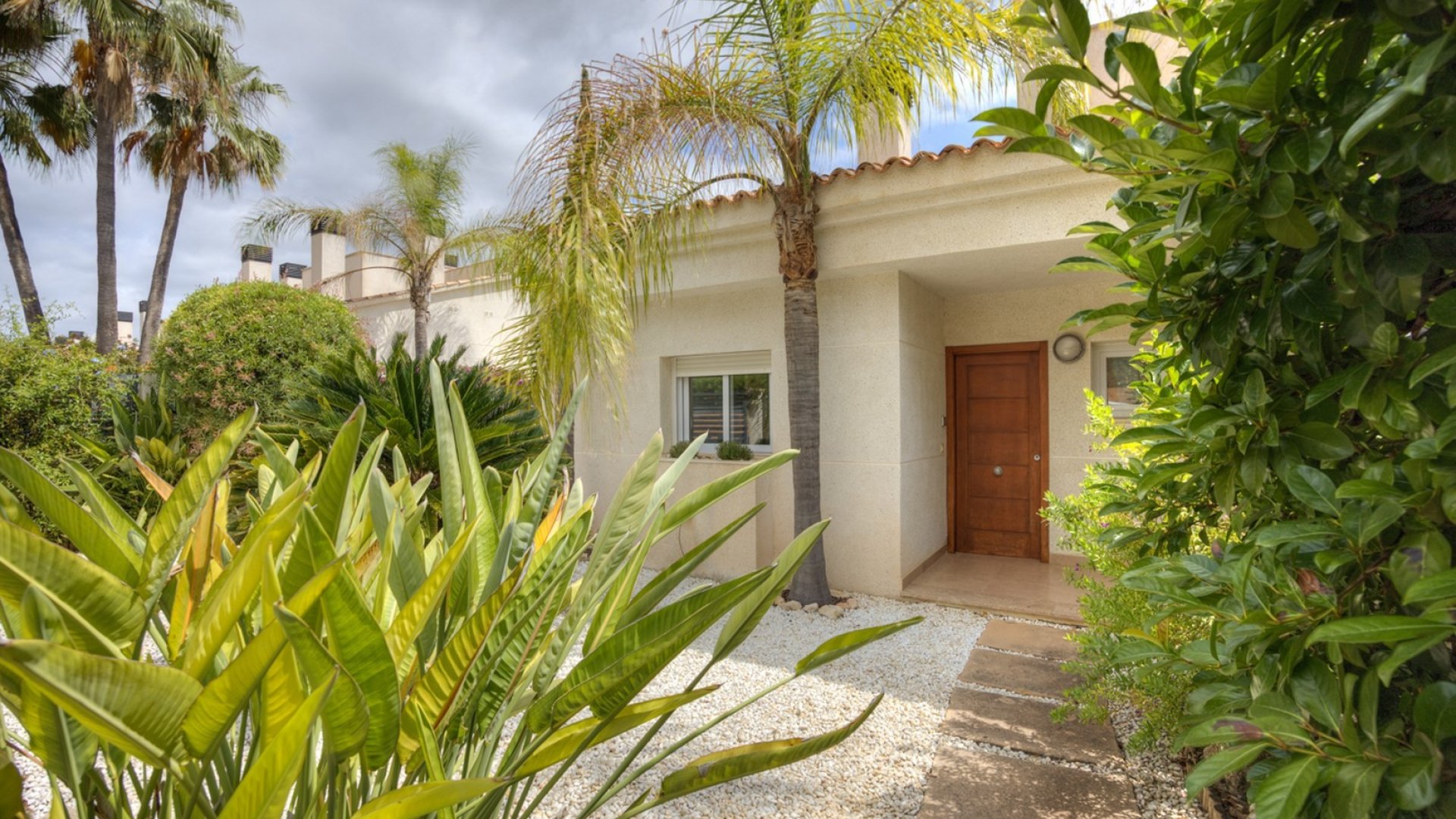 Resale - Villa -
Moraira - Sabatera
