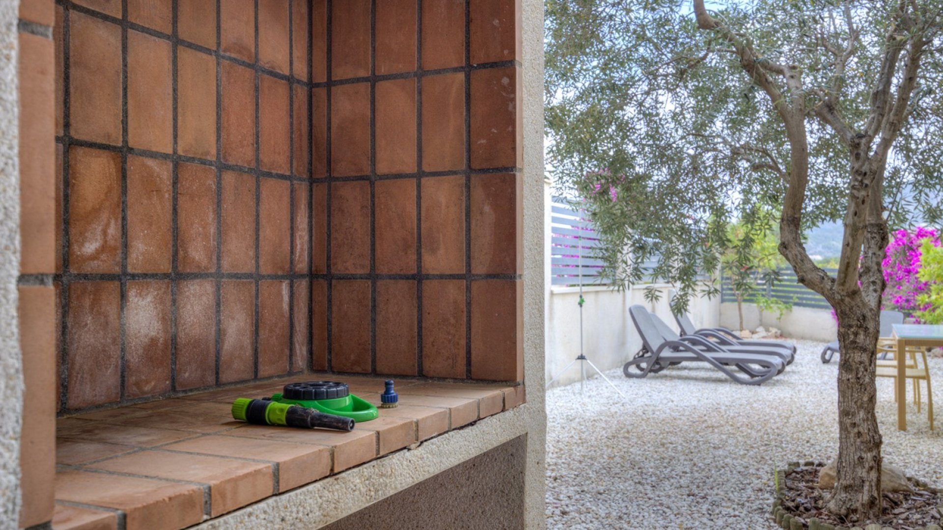 Resale - Villa -
Moraira - Sabatera