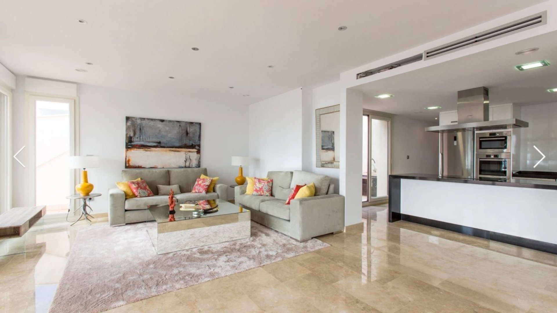 Resale - Villa -
Moraira