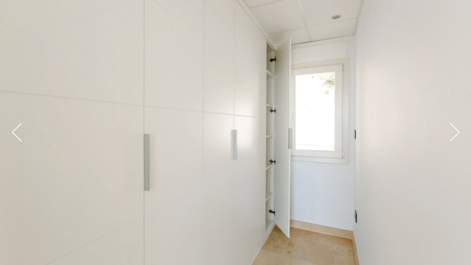 Resale - Villa -
Moraira