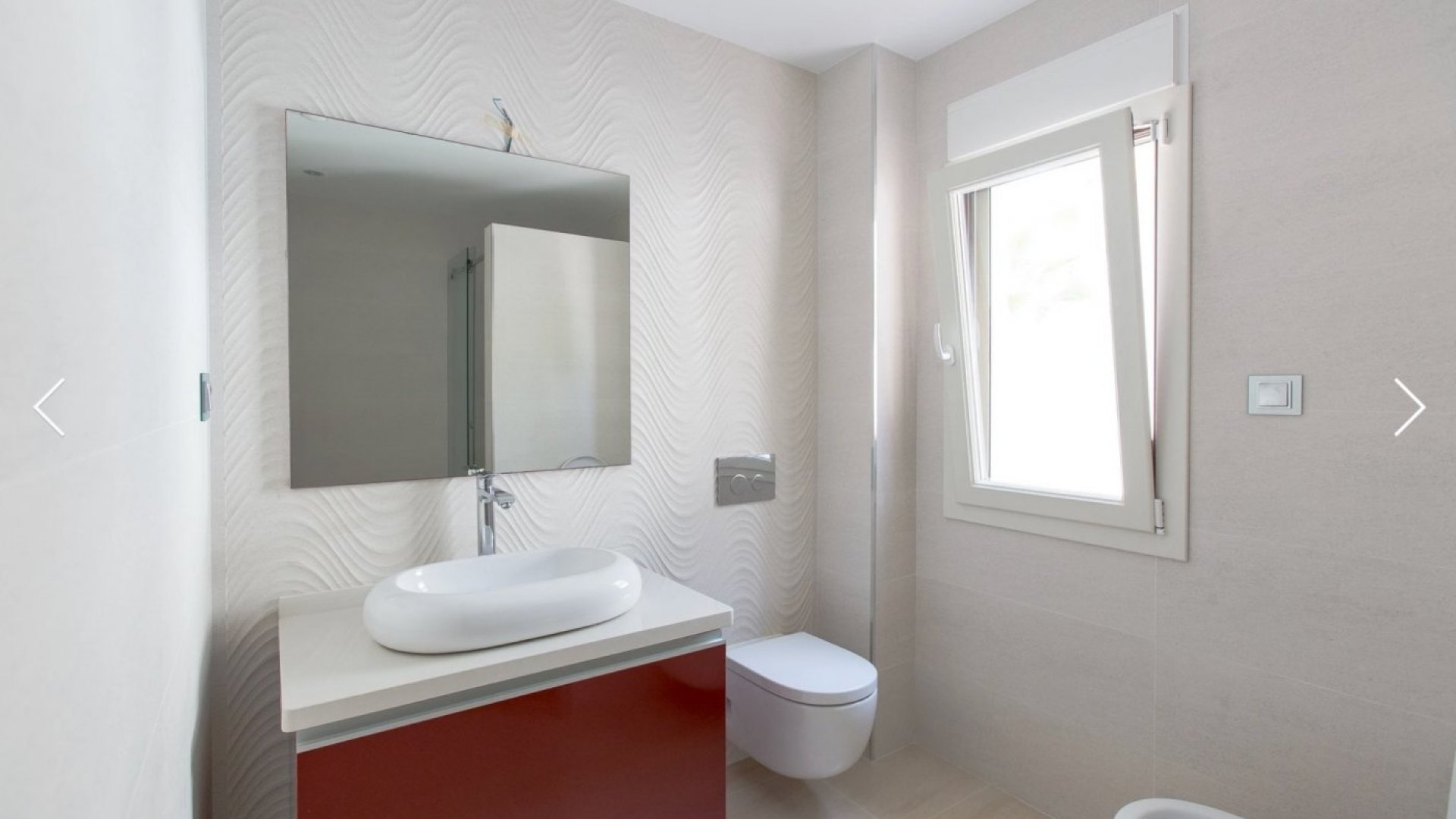 Resale - Villa -
Moraira