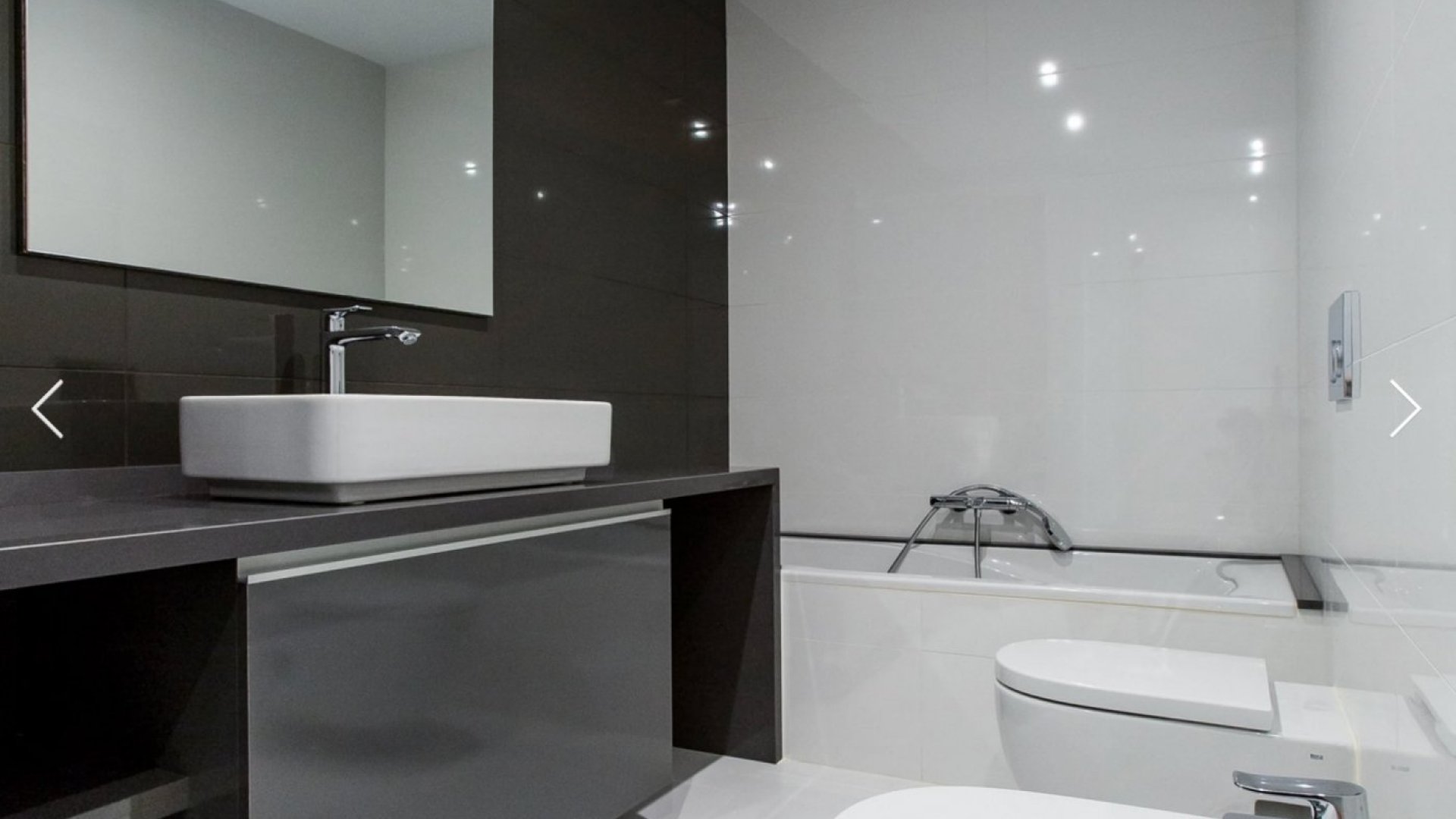 Resale - Villa -
Moraira