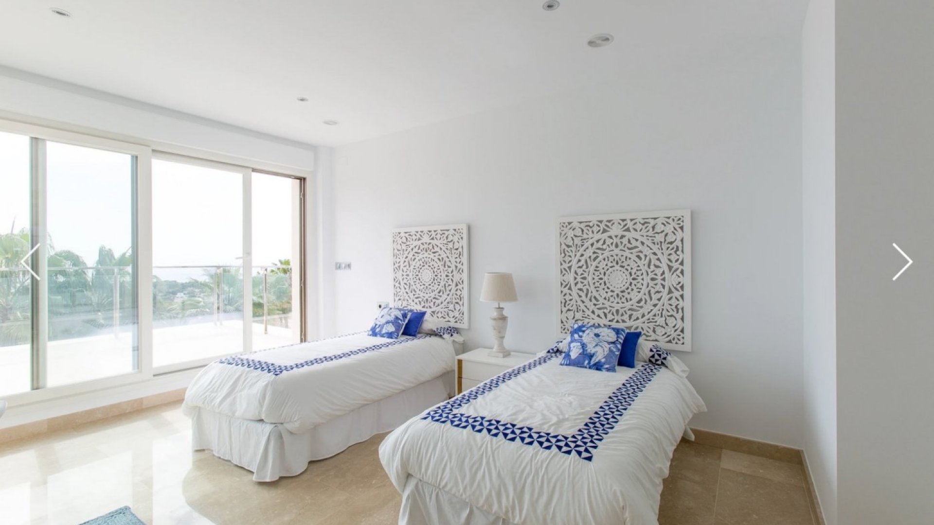 Resale - Villa -
Moraira