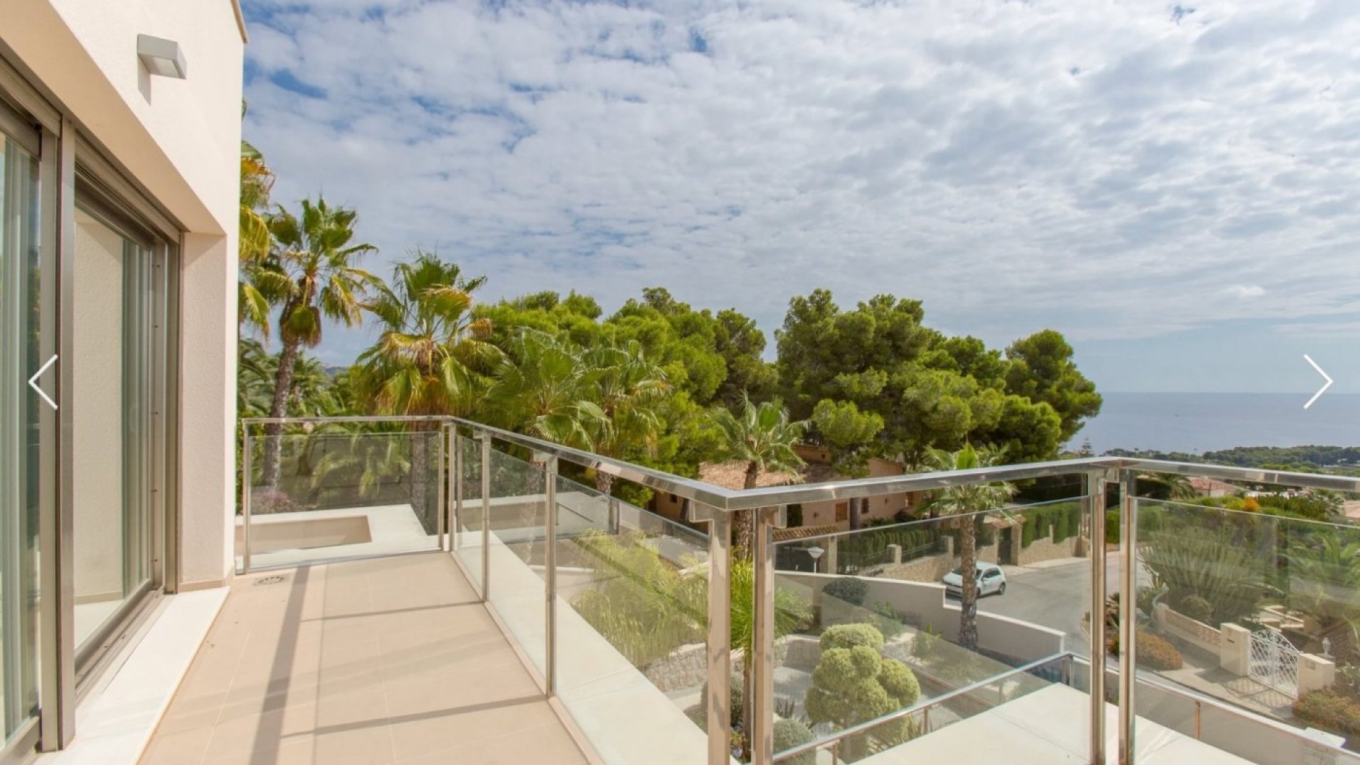 Resale - Villa -
Moraira