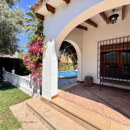Resale - Villa -
Orihuela Costa - Cabo Roig