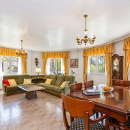 Resale - Villa -
Orihuela Costa - Cabo Roig