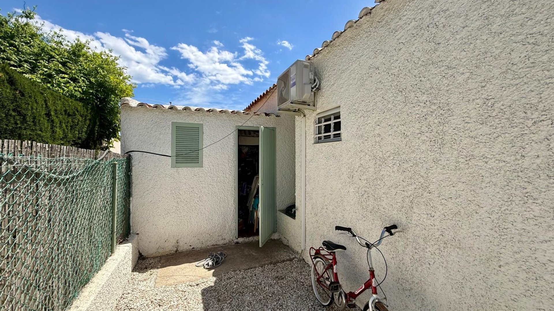 Resale - Villa -
Orihuela Costa - Campoamor