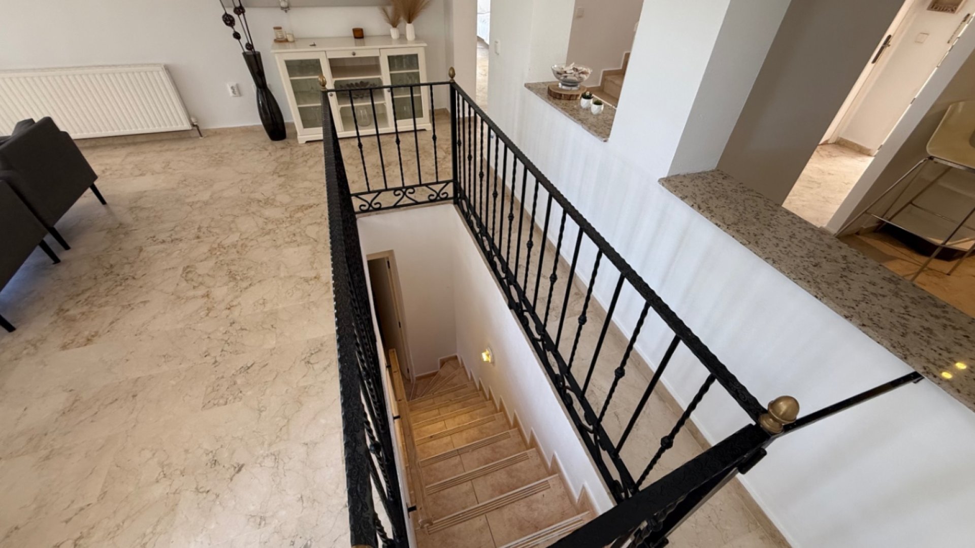 Resale - Villa -
Orihuela Costa - Costa Blanca