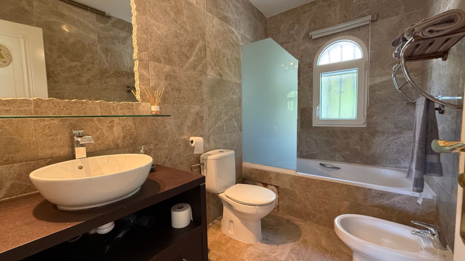 Resale - Villa -
Orihuela Costa - Costa Blanca