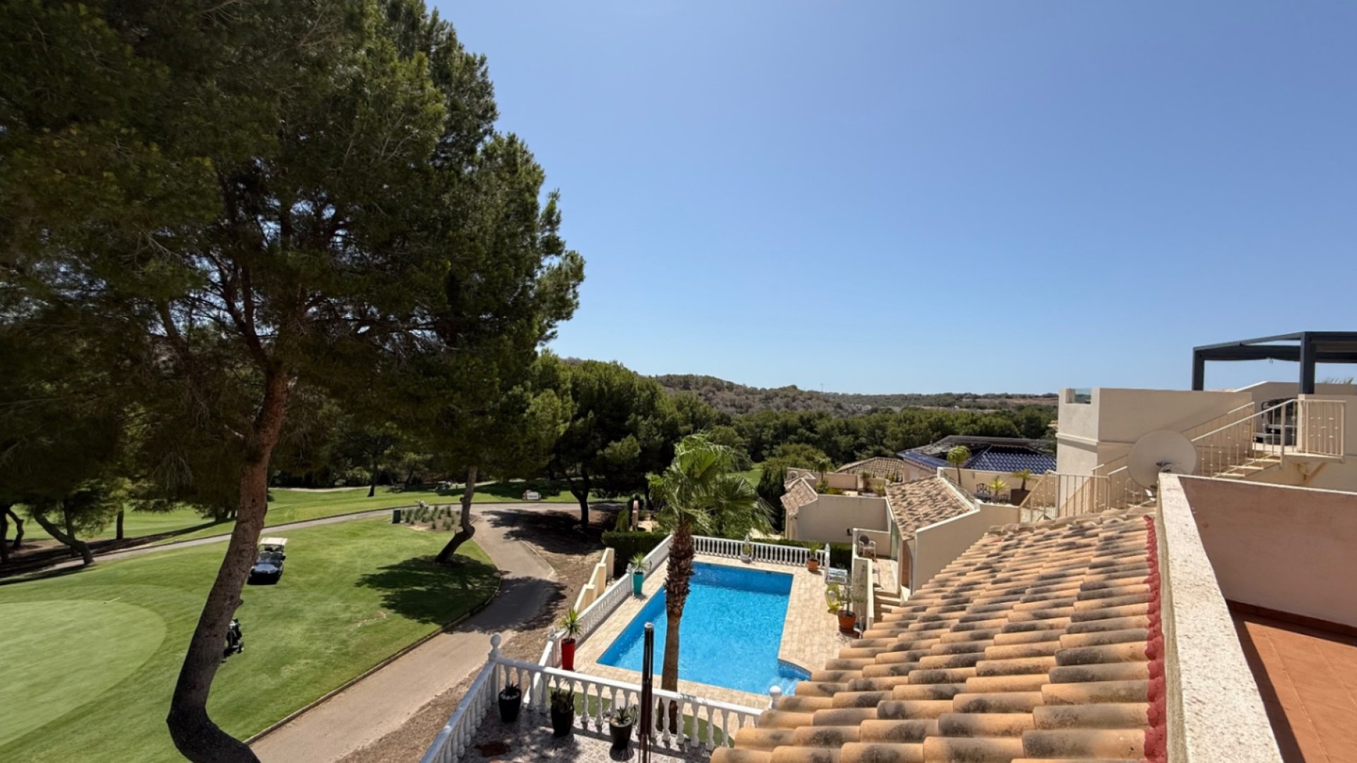 Resale - Villa -
Orihuela Costa - Costa Blanca