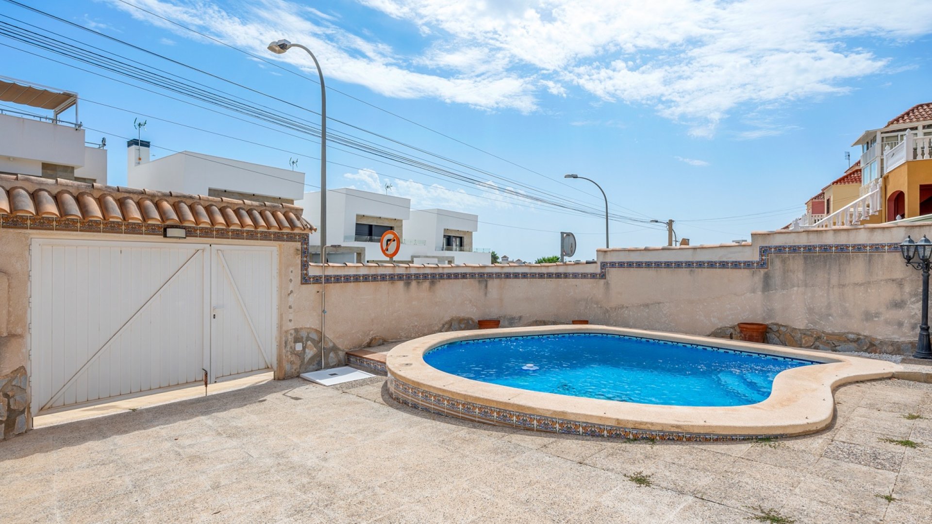 Resale - Villa -
Orihuela Costa - El Galan
